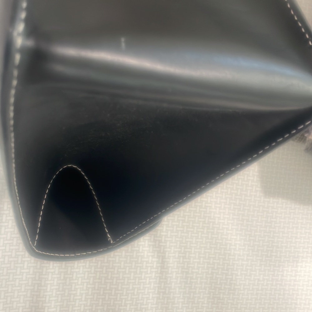 Pocketbook - Picture 7 of 11